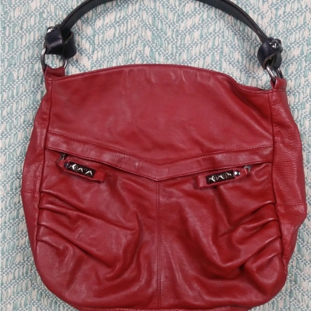 Tylie Malibu Shoulder Bag